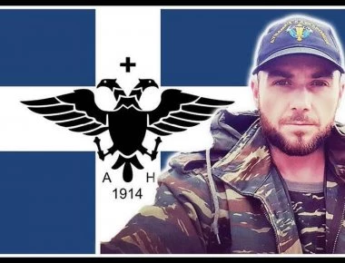 «Σήκω Κωστάκη γιε μου από τη γη κι από το μαύρο χώμα…» – Τo μοιρολόι για τον Κατσίφα που σκίζει καρδιές (βίντεο)